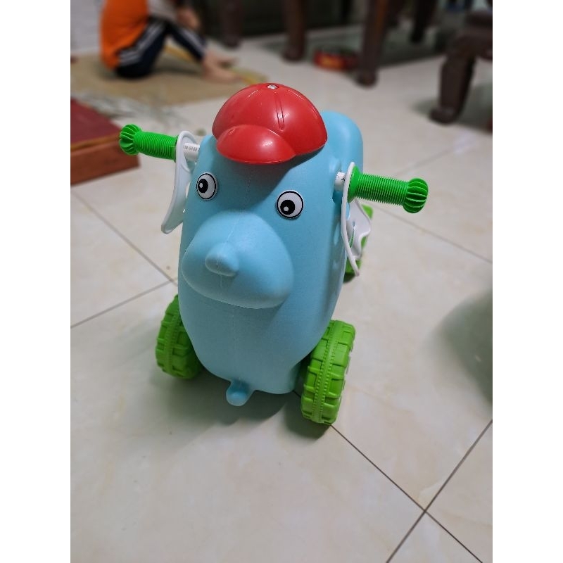 Xe chòi chân, xe thăng bằng cho bé