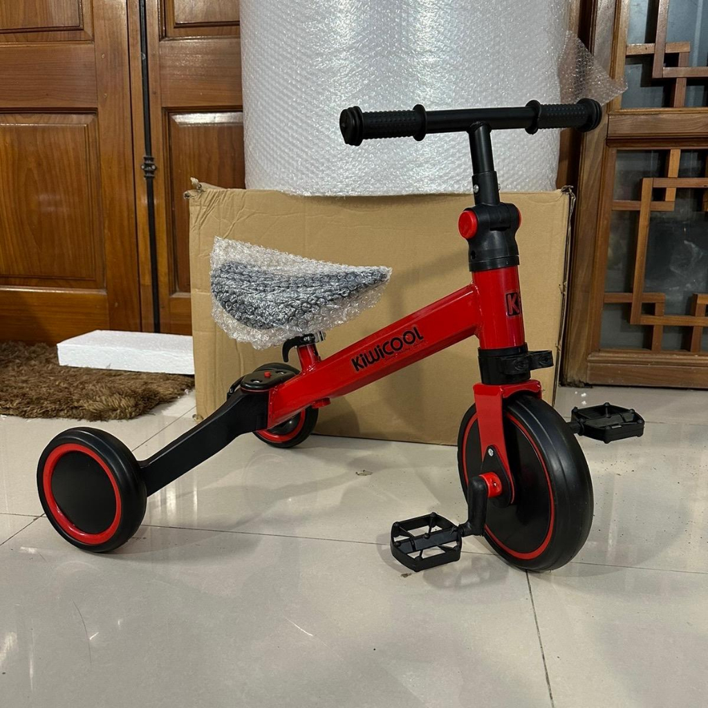 Xe đạp 3 bánh kết hợp xe thăng bằng xe chòi chân cho bé