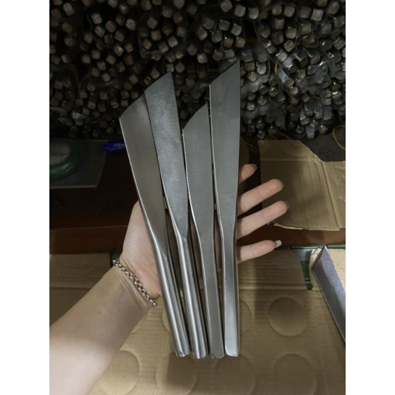 Dao khui sầu riêng inox nguyên khối loại tốt