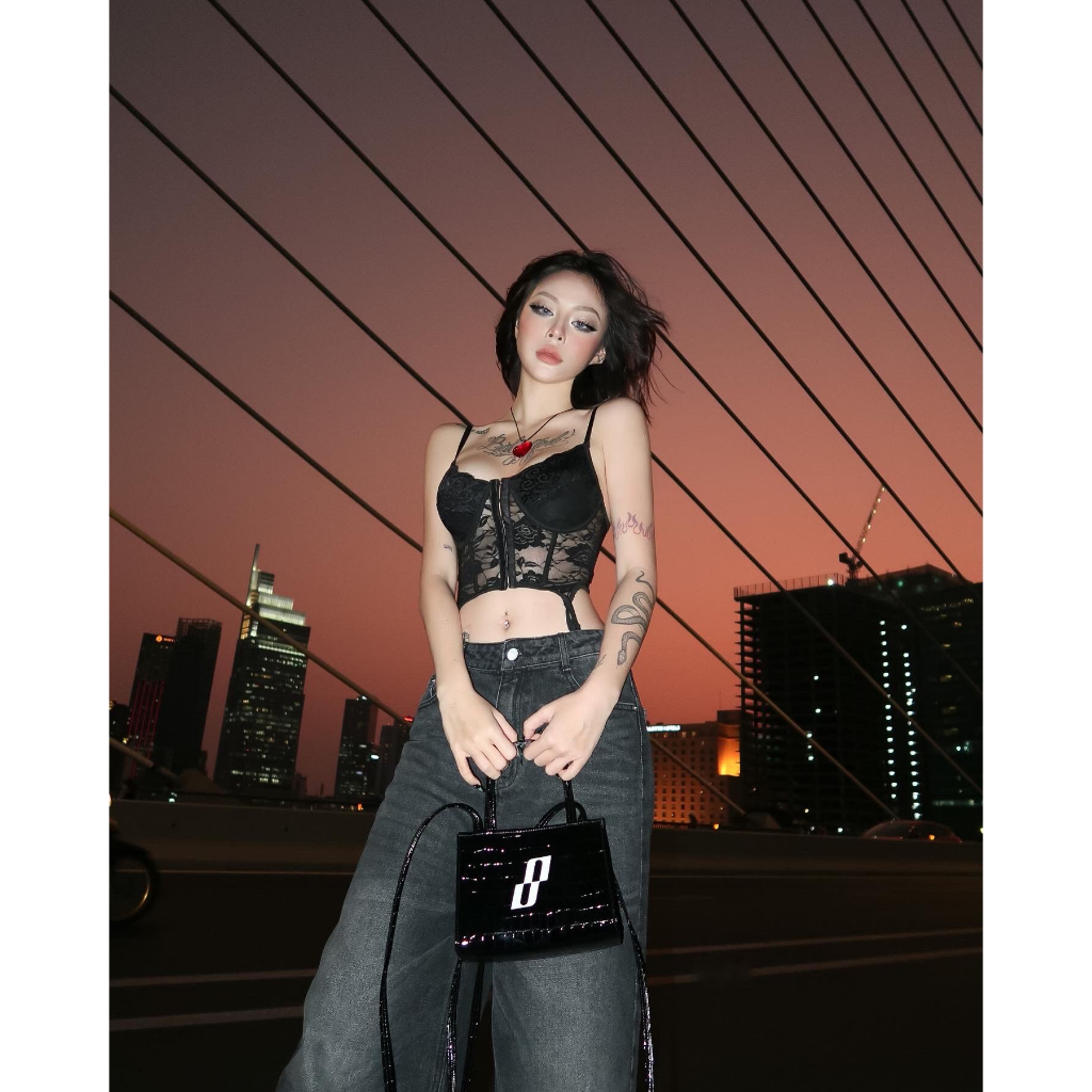 Túi đeo chéo Mini Spoiled quai cầm Da cao cấp chính hãng full box - Đen dập vân