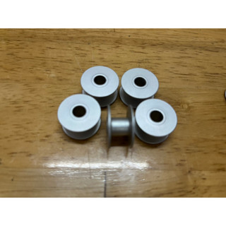 Con Suốt chỉ cho máy may gia đình