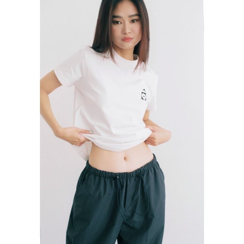 OLALASTUDIO Áo thun Baby Tee ÔLàla in chữ basic