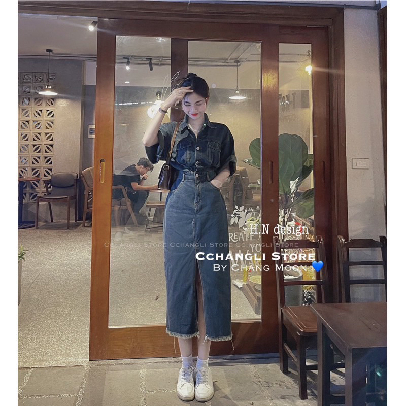 M03-VÁY JEAN CHUN EO XẺ TRƯỚC GẤU TUA