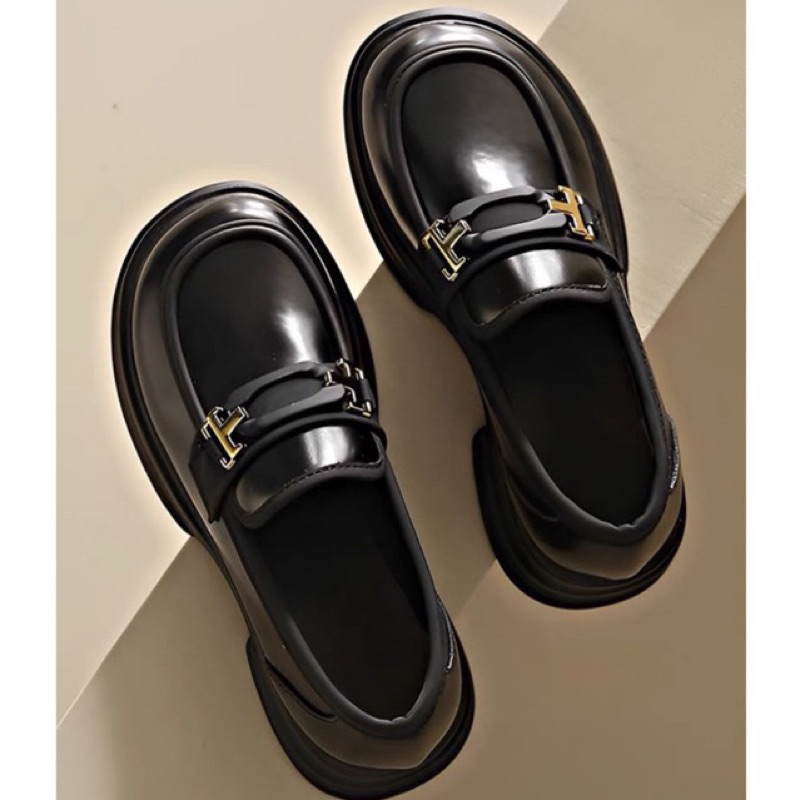 Giày búp bê xuka nữ gắn chữ TT da mềm thời trang cao cấp Giày tiểu thư kiểu dáng thời thượng