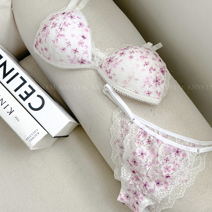 Bộ Đồ Lót Nữ Sexy Họa Tiết Hoa Anh Đào Gồm Áo Có Mút Mỏng Và Quần Nửa Mông Gợi Cảm KRYSTAL A001F13-Q080F03