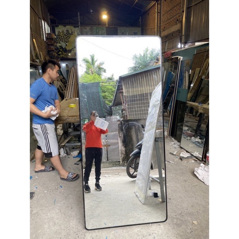 Gương soi toàn thân cao cấp chuẩn hack dáng chuyên dùng cho các shop thời trang