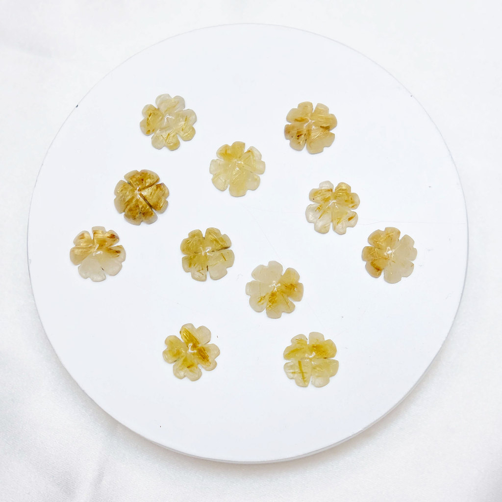 Mặt cỏ bốn lá tóc vàng dùng xỏ vòng tay, mặt dây, mặt nhẫn UPCARA