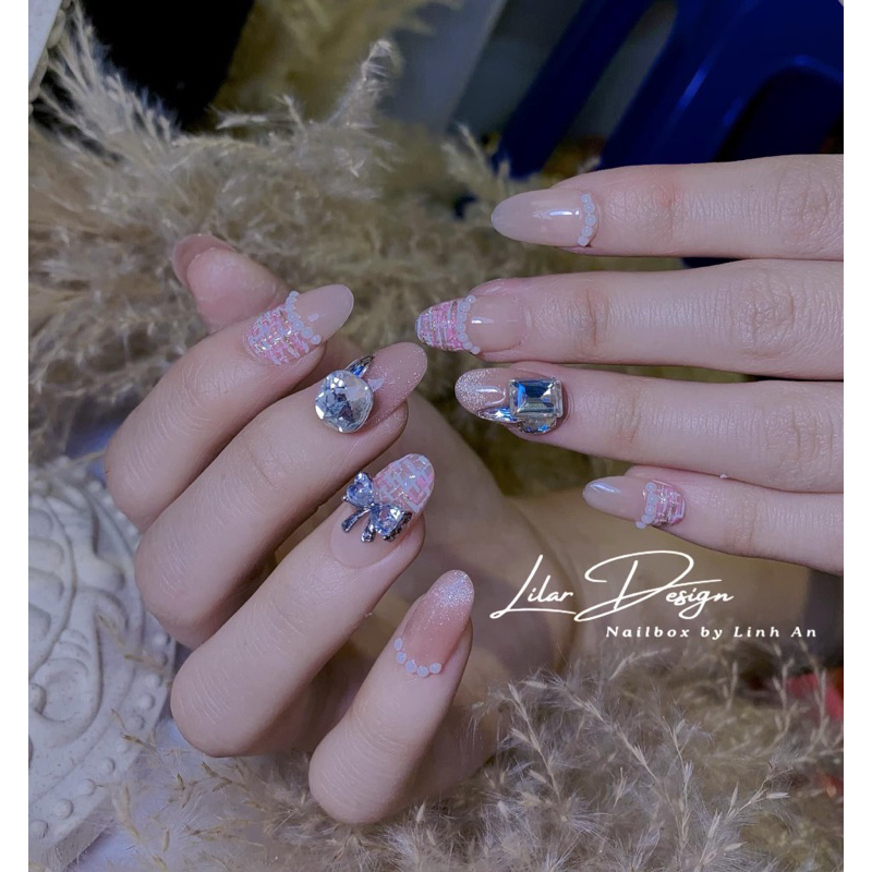 N12 Nail box móng tròn nhẹ nhàng