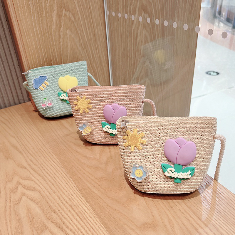 Túi cói mini đính hoa xinh đi biển cho bé