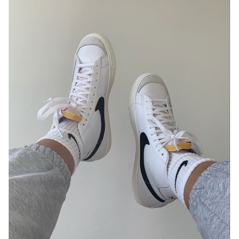 (Chính hãng) Blazer mid 77' vintage màu White/Black