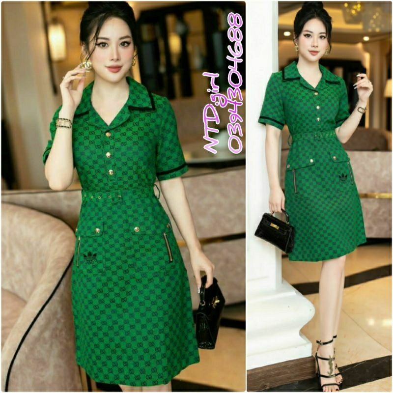 Hàng nhập - Đầm jean suông ôm nhẹ cổ vest cách điệu, váy bò xuông tay ngắn in logo