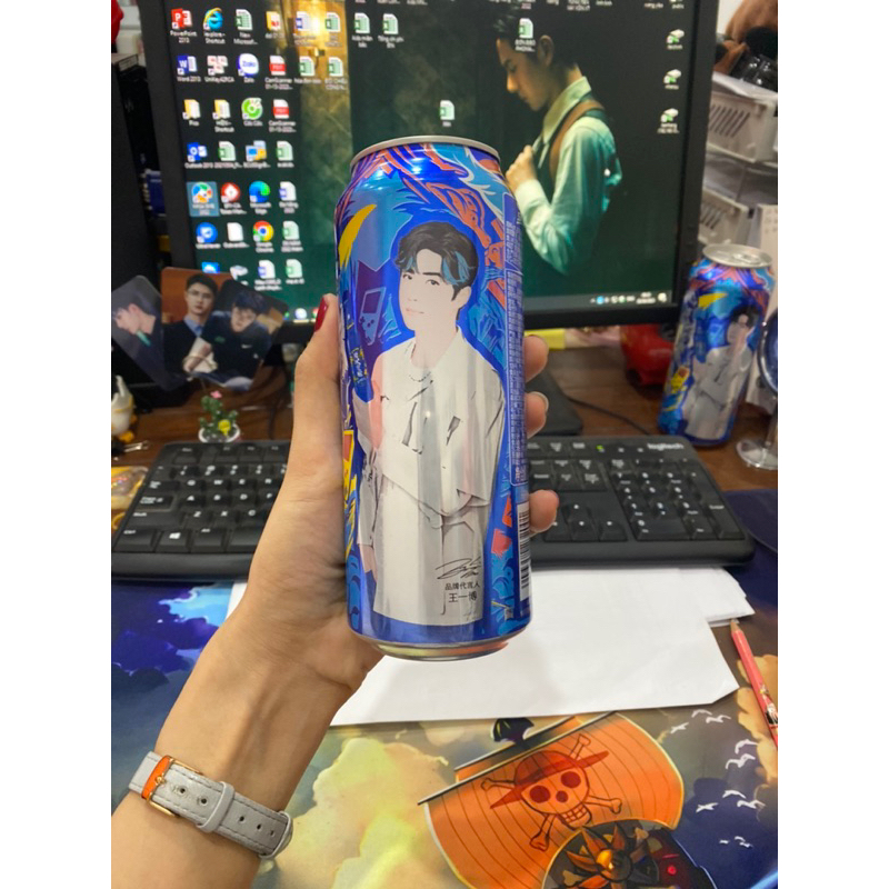 Hàng nội địa Trung 500ml Vương Nhất Bác Đại ngôn