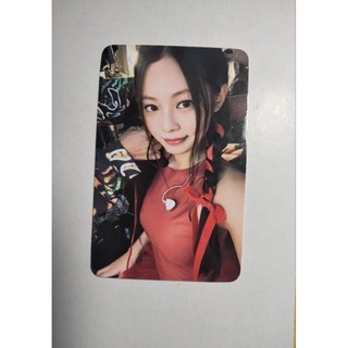 Thẻ card bo góc Black Pink LP Born Pink Jennie đỏ
