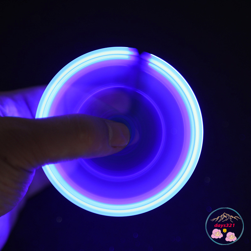 1 Cây Bút Xoay Phát Sáng Đầu Xoay 3 Trong 1 Dành Cho Học Sinh Spinner