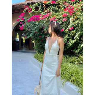 Beachclub_đầm midi ren calla