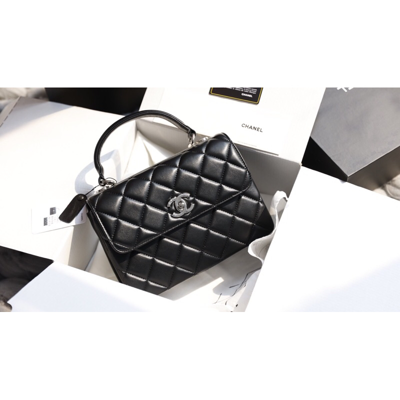Túi chàn neo trendy sp khoá bạc về bản trám to & trám nhỏ