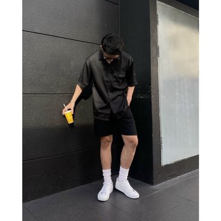 Áo sơ mi tay ngắn viền chỉ