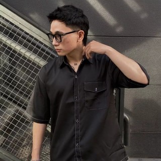 Áo sơ mi tay ngắn viền chỉ