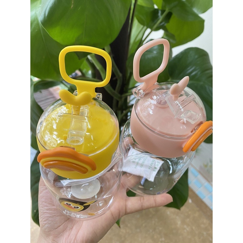 Bình Nước Nhựa Có Ống Hút Chống Rơi Dung Tích 400ML,Bình Đựng Nước Nhựa Dễ Thương Hình Chú Vịt Cute Hàn Quốc Cho Bé