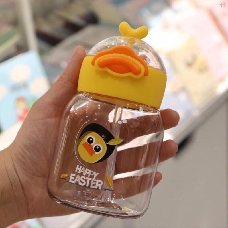 Bình Nước Nhựa Có Ống Hút Chống Rơi Dung Tích 400ML,Bình Đựng Nước Nhựa Dễ Thương Hình Chú Vịt Cute Hàn Quốc Cho Bé