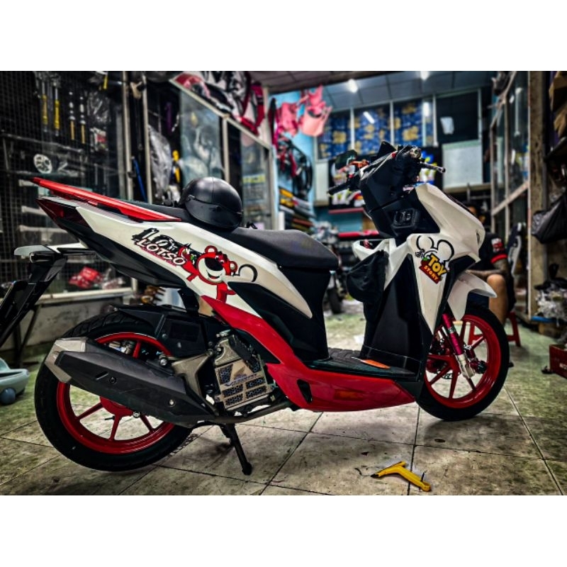 Tem rời gấu dâu tây Vario