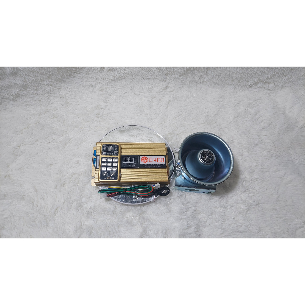 Còi xe ưu tiên, Bộ âm ly và còi hú lắp xe ưu tiên.