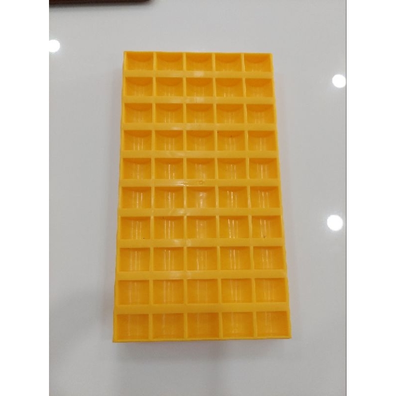 KHAY ĐỰNG XU GAME