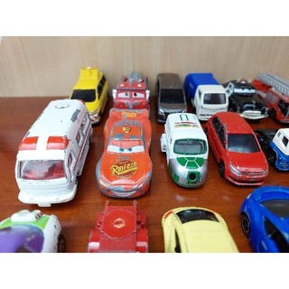 Xe mô hình Tomica cũ