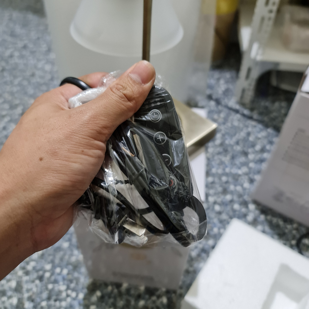 Đèn đốt nến thơm đế vuông kim loại có hẹn giờ bật tắt - chỉnh cao thấp - chỉnh độ sáng - tặng kèm bóng