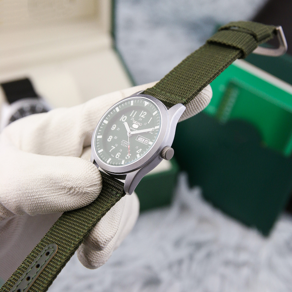 Đồng Hồ Nam Seiko 5 Quân Đội Dây Dù - Máy Pin Kim Trôi