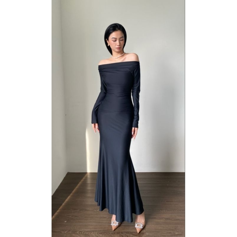 Váy Dài Trễ Vai V11