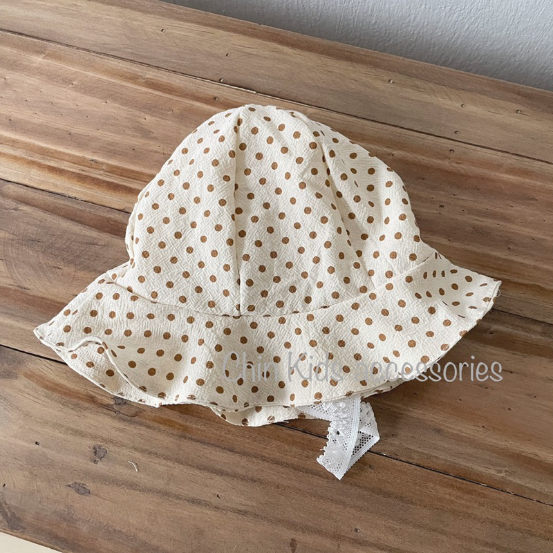 Mũ tai bèo vải thô thêu mềm mại cho bé