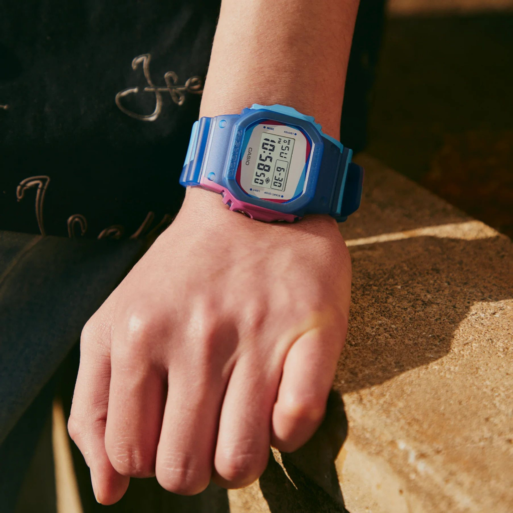 Đồng hồ Nam CASIO G-SHOCK DWE-5600PR-2 Hàng chính hãng