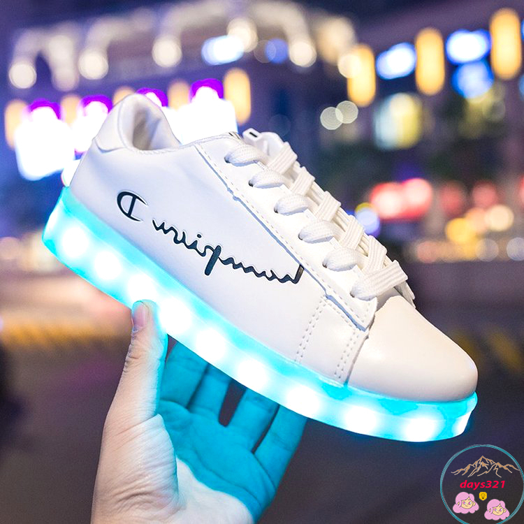 Giày phát Sáng chữ D ngược chữ hàn nhi·Nam Nữ 8 Chế độ Sáng Thay Đổi Màu.Giày Thể Thao Đèn led Thời Trang Xuân Hè Hàn Qu