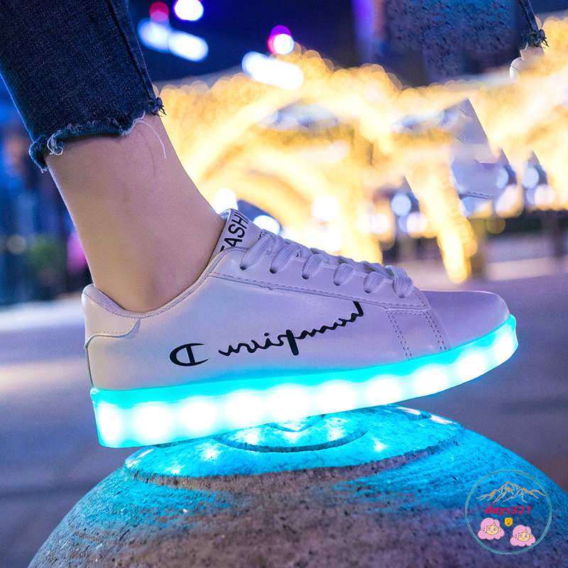 Giày phát Sáng chữ D ngược chữ hàn nhi·Nam Nữ 8 Chế độ Sáng Thay Đổi Màu.Giày Thể Thao Đèn led Thời Trang Xuân Hè Hàn Qu