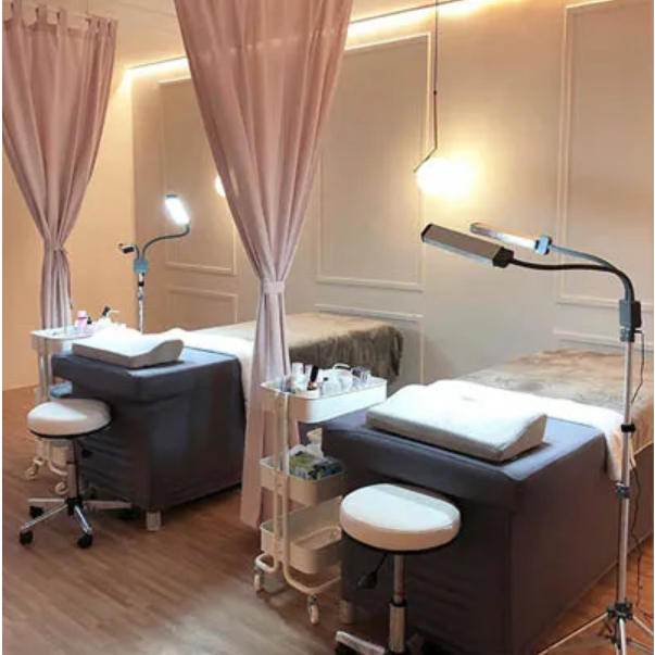 Đèn livestream 2 râu