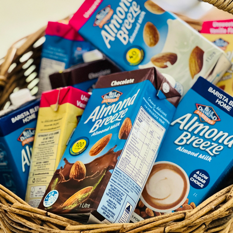 ALMOND BREZZE | Sữa Hạnh Nhân Nguyên Chất - Sữa Hạt Lactose - Dành Cho Người Ăn chay