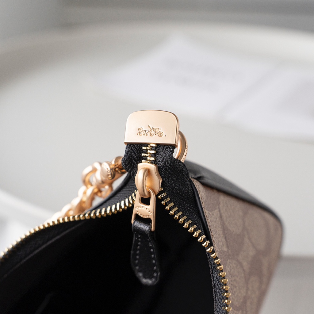 Túi xách nữ Coach chính hãng Túi đeo sát nách Terry Ms25 dài vừa Túi Messenger CA548