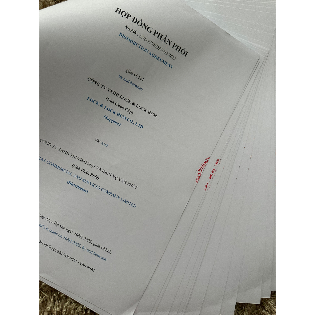 Máy tăm nước không dây LocknLock ENR156BLU