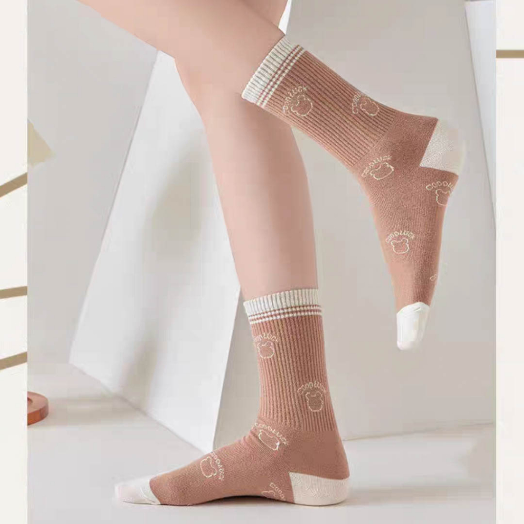 Tất vớ cổ cao nữ phong cách vintage Hàn Quốc, chất liệu cotton co giãn thoáng khí - Sope Shop