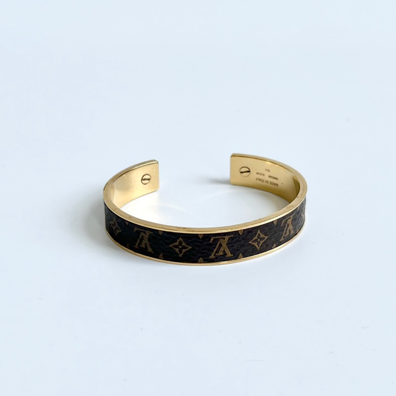 Vòng tay Louis Vuitton chính hãng