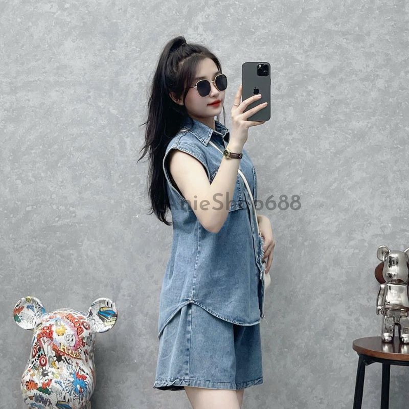 Set sơ mi jean nữ tsát nách dáng dài rộng chữ màu siêu đẹp ,bộ áo bò túi lật ngược ,chất bò dày dặn bao đẹp .ANIESHOP688