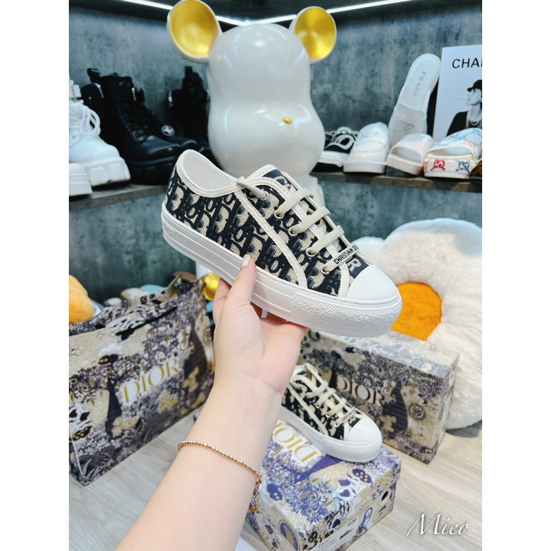 Giày thể thao D logo loại 1 fullbox
