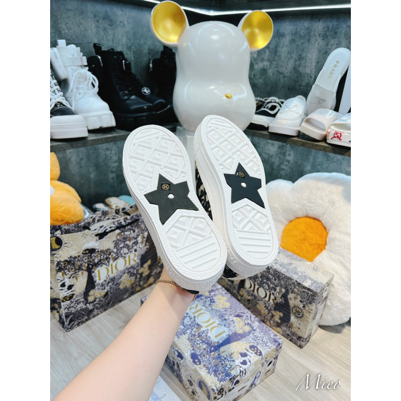 Giày thể thao D logo loại 1 fullbox