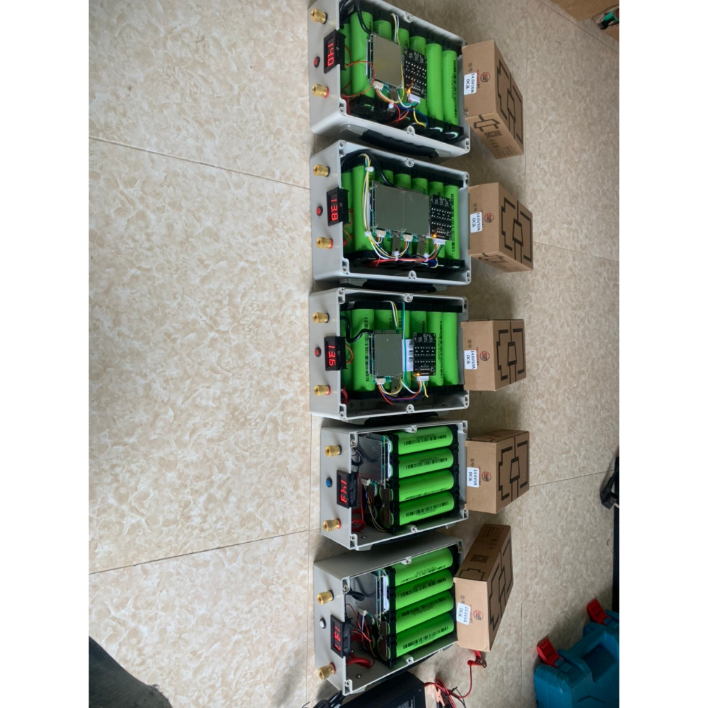 Bình acquy pin lithium 32140 điện áp 12v dung lượng 30A sử dụng ngang bình acquy nước 45A