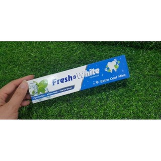 kem đánh răng fresh white