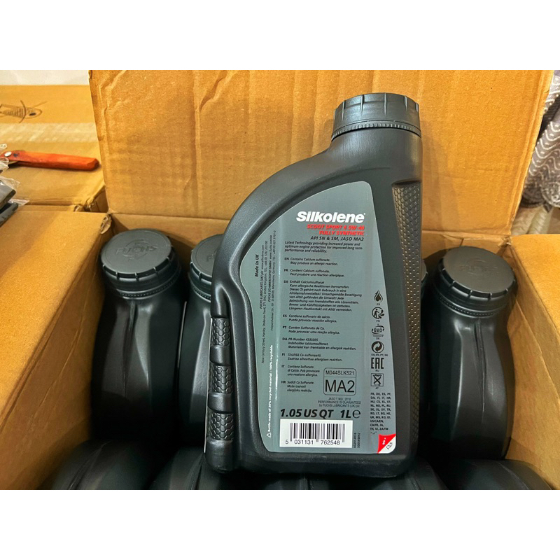 NHỚT TAY GA FUCHS 5W40 Tổng hợp hoàn toàn