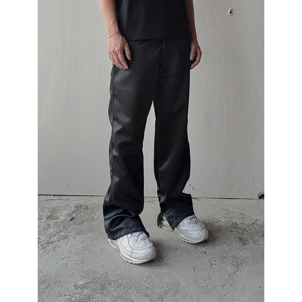 Quần dài basic Satin zipped pants ống đứng The Brothers form unisex màu đen