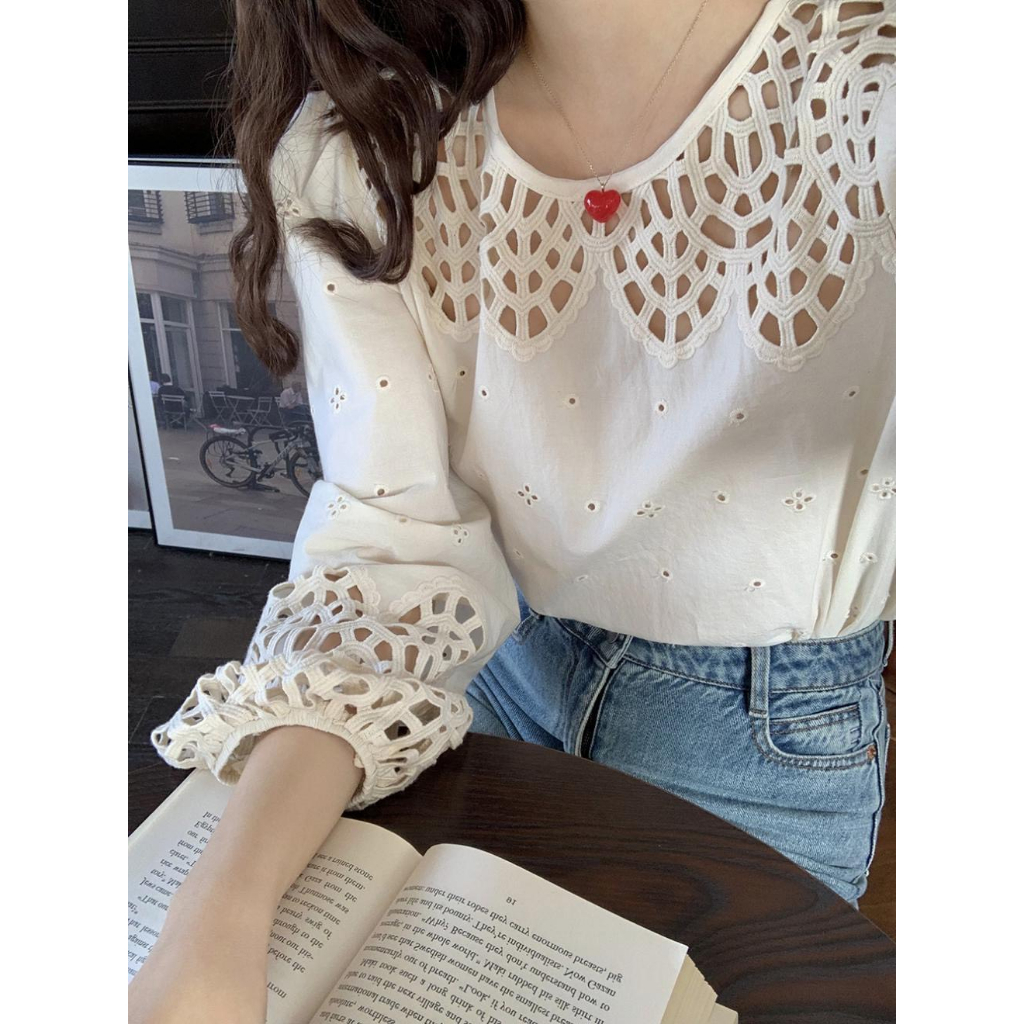 (HÀNG SẴN) Áo Babydoll thiết kế khoét cổ và tay độc đáo - Áo chất vải xô thêu thanh lịch