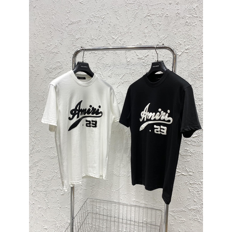 áo phông cổ tròn hoạ tiết chữ trước ngực mới